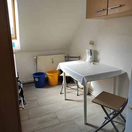 Schoene 2 Raum, 2 - 4 Bett In Lejlighed Schönebeck