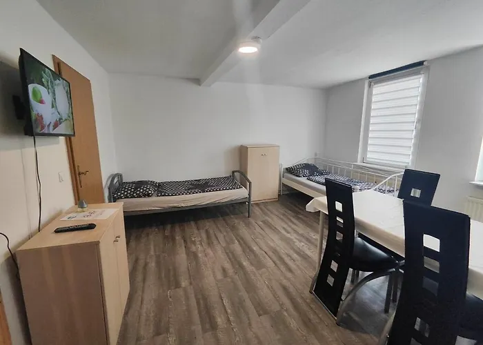 Schoene 2 Raum, 2 - 4 Bett In Lejlighed *